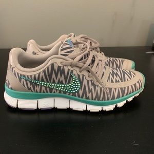 Nike Free 5.0 - Personalized with Rhinestones